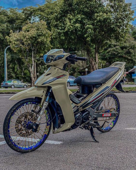 Yamaha 125ZR Modifeiad